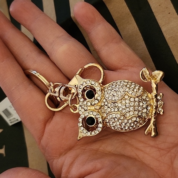Naturalizer Owl Keychain - Picture 10 of 10